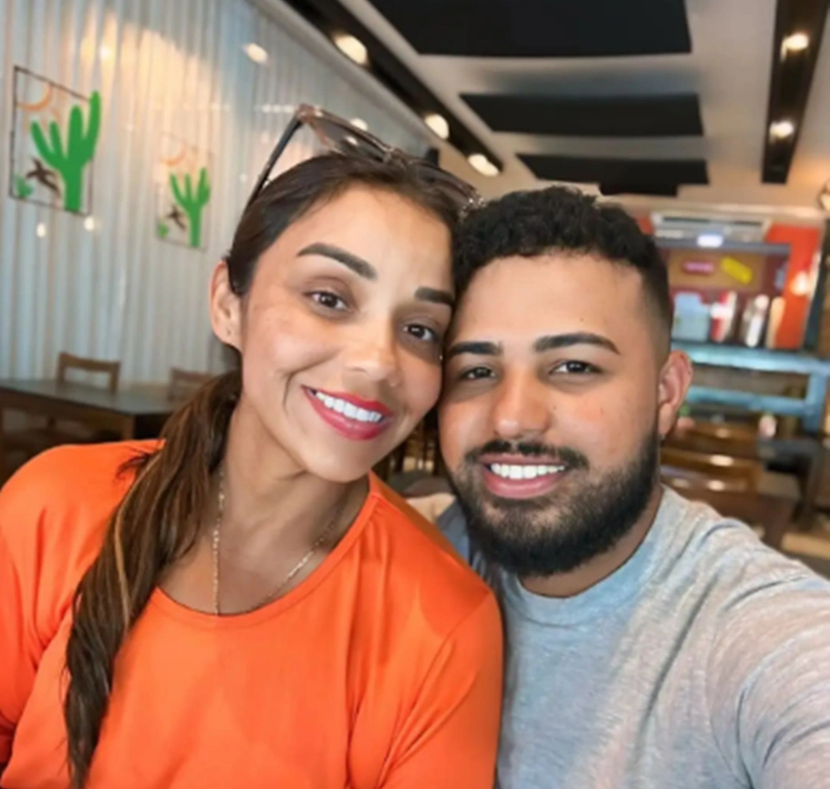 Walkyria Estarley, vocalista da banda Farra da Gordinha, e ex-marido, Lucas