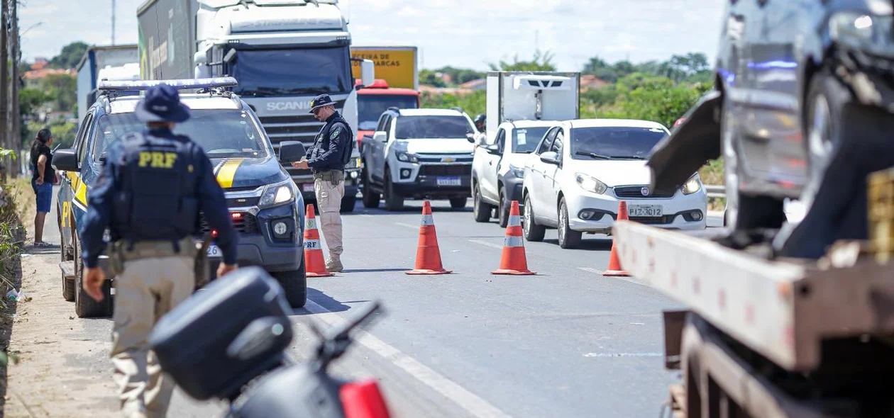 Acidente na ponte do Trancredo Neves