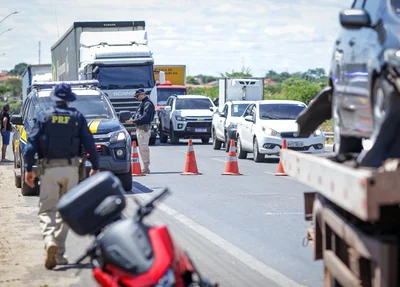 Acidente na ponte do Trancredo Neves