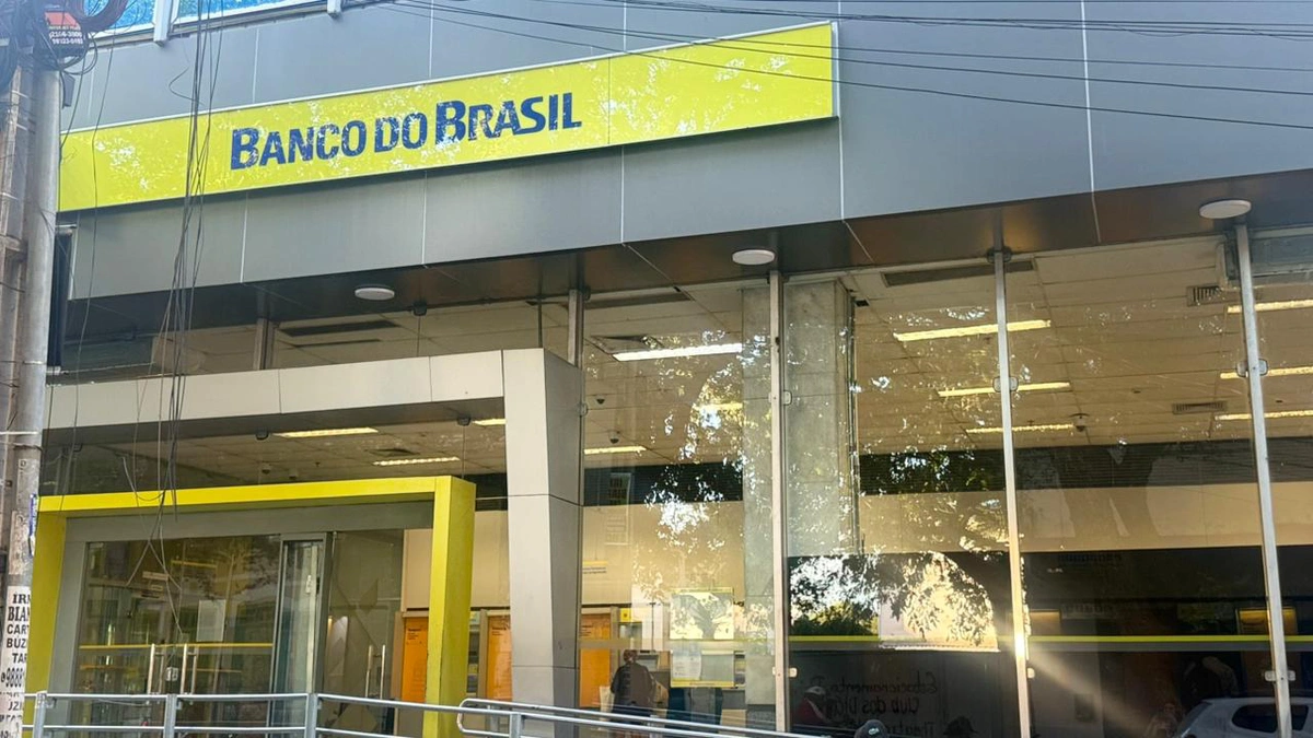 Agência do Banco do Brasil na Rua Álvaro Mendes