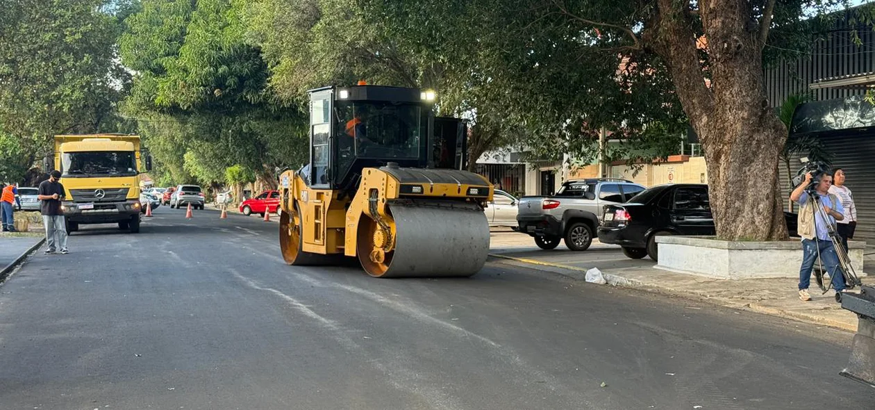 Asfaltamento na zona norte de Teresina