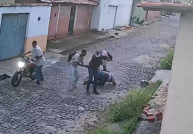 Assaltantes amedrontam moradores do bairro Palitolândia
