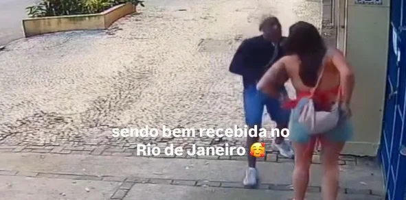 Assalto contra a videomaker Ivna Dias no Rio de Janeiro