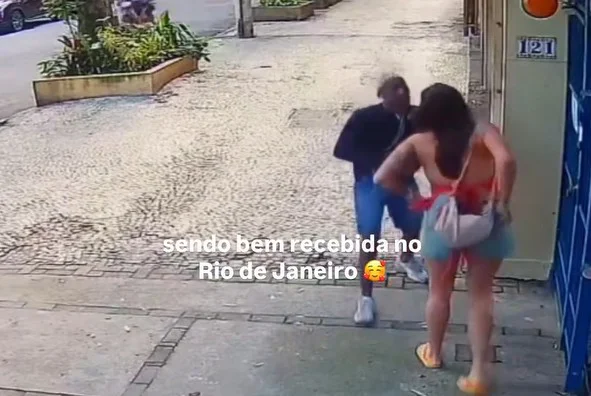 Assalto contra a videomaker Ivna Dias no Rio de Janeiro