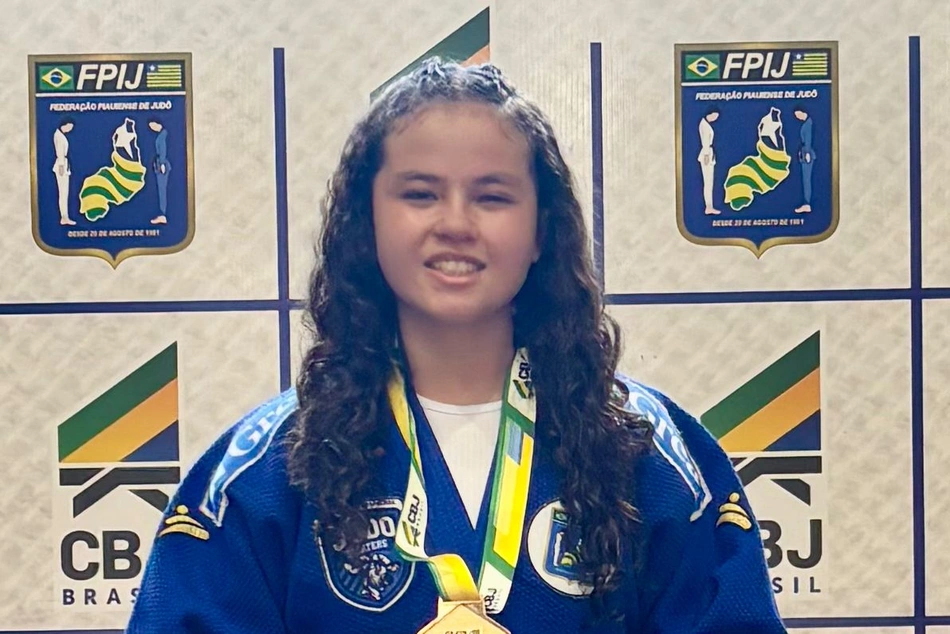 Atleta Ana Júlia conquista título estadual de judô e garante vaga no Campeonato Brasileiro
