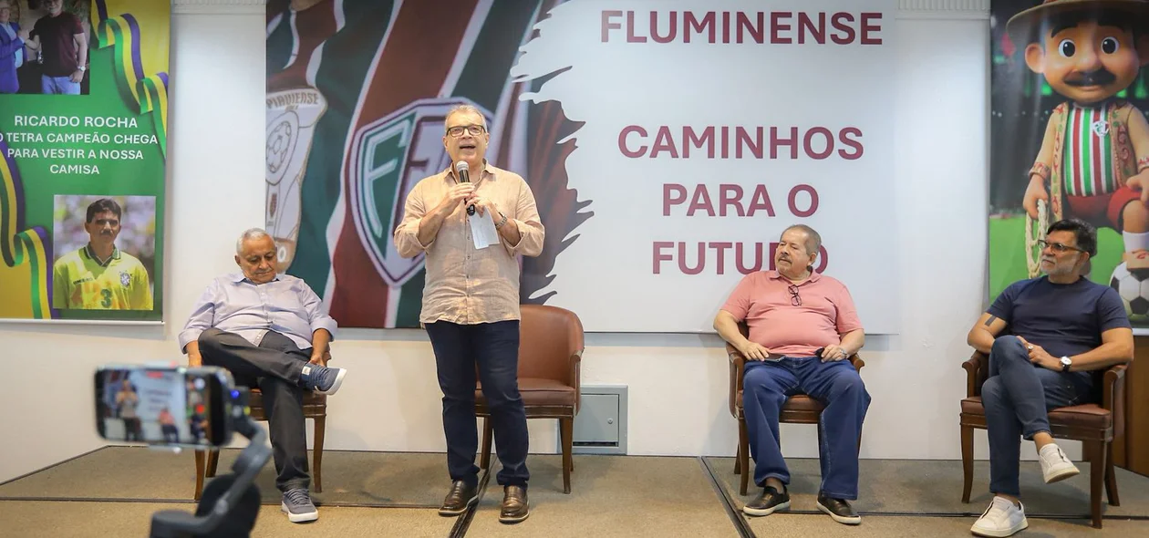 Autoridades presentes no evento