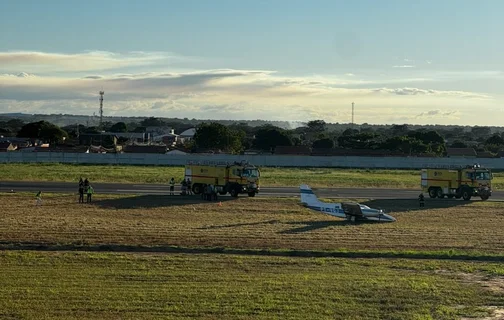 Avião de pequeno porte faz pouso forçado no Aeroporto de Teresina