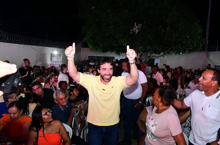 Base do prefeito Antônio Reis participa de evento em apoio às pré-candidaturas de Marden Menezes, Georgiano e Júlio César