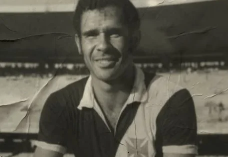 Morre Brito, tricampeão com a Seleção Brasileira, aos 86 anos