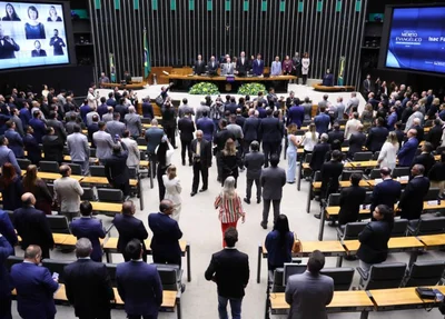 Câmara dos Deputados durante sessão solene