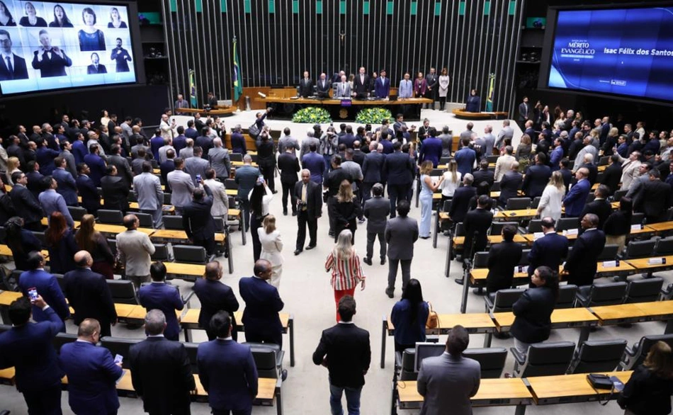 Câmara dos Deputados durante sessão solene
