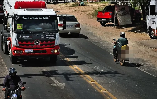 Câmera do SPIA ajudou a identificar motociclista que furtou 18 celulares em Teresina