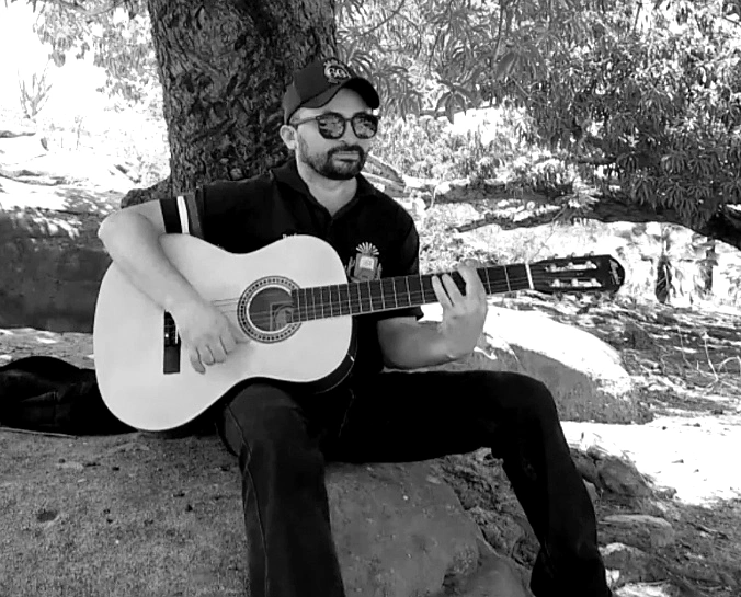 Cantor Jailson Leal