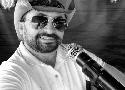 Cantor Jailson Leal