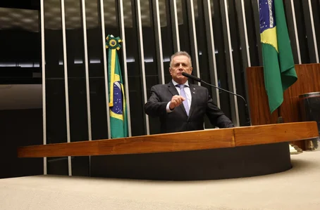 CCJ da Câmara aprova projeto de Flávio Nogueira que aumenta pena para crimes de ameaça e violência psicológica envolvendo o pix