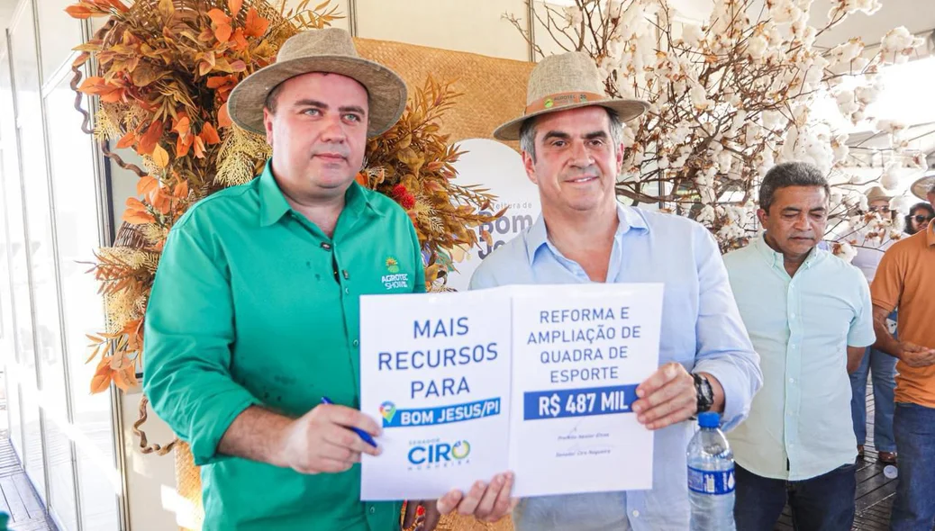 Ciro Nogueira com o prefeito Nestor Elvas