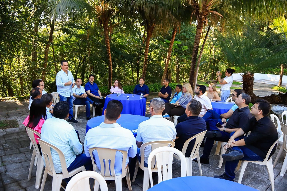 Ciro recebeu o grupo de vereadores em sua residência