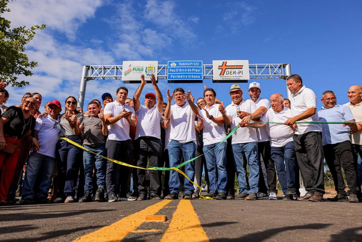 Com Rafael Fonteles, Marden Menezes fortalece parcerias e acompanha entrega de obras em municípios do estado