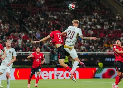 Confronto entre Coreia do Sul e Tchéquia, válido pela primeira rodada da Copa do Mundo