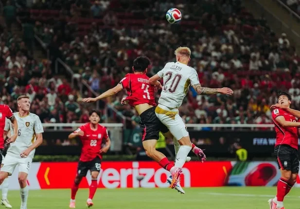 Confronto entre Coreia do Sul e Tchéquia, válido pela primeira rodada da Copa do Mundo
