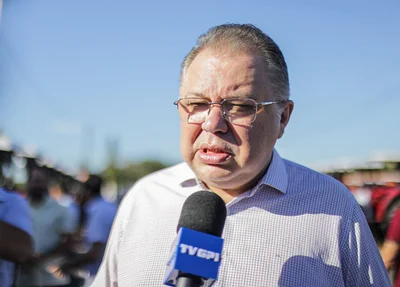 Deputado federal Florentino Neto