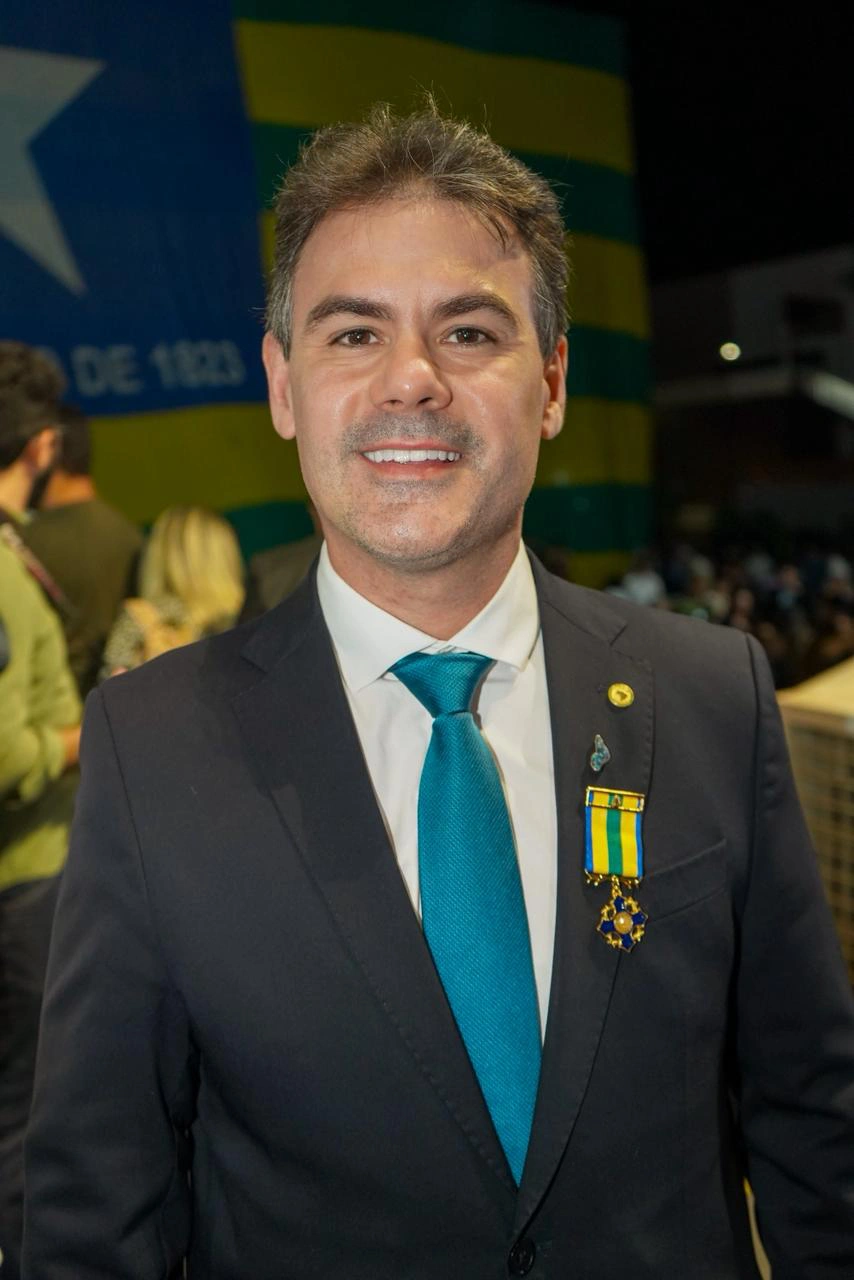 Deputado Severo Eulálio é homenageado com Medalha do Mérito da Polícia Militar durante celebração dos 191 anos da corporação