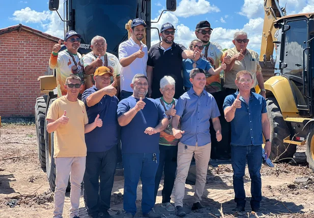 Deputado Ziza Carvalho participa dos festejos de São João da Fronteira e vistoria obras que somam mais de R$ 10 milhões