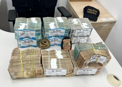 Dinheiro apreendido pela Polícia Federal em Teresina