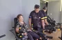 Dona Maria Reis ( 99 anos ) faz musculação terapêutica 3 vezes na semana