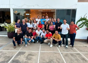 Dr. Marcus Kalume se reúne com Washington Bandeira e vereadores em Floriano