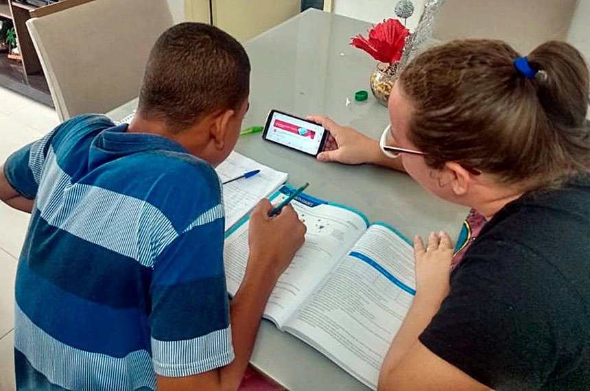Ensino domiciliar (homeschooling) não pode substituir a educação escolar