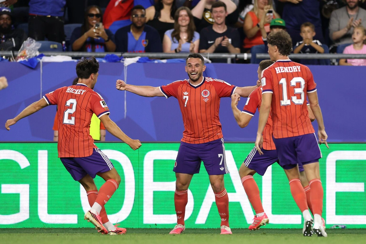 Escócia vence o Haiti e assume a liderança isolada do grupo do Brasil