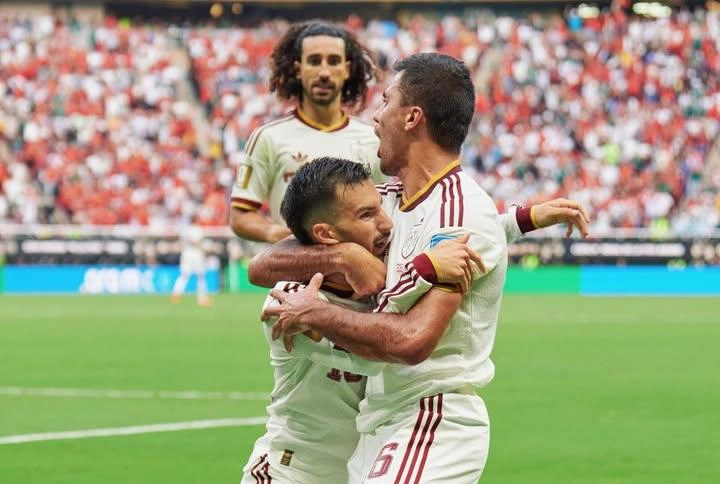 Espanha avança para mata-mata da Copa do Mundo.
