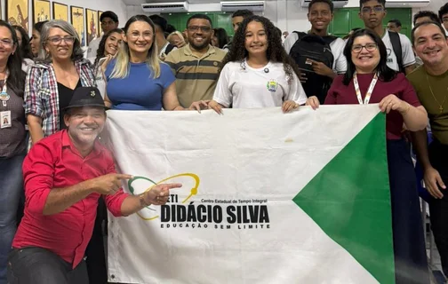 Estudante Kauane Maria Cabral da Silva vai representar o Piauí no programa Jovem Senador