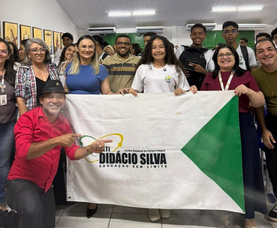 Estudante Kauane Maria Cabral da Silva vai representar o Piauí no programa Jovem Senador