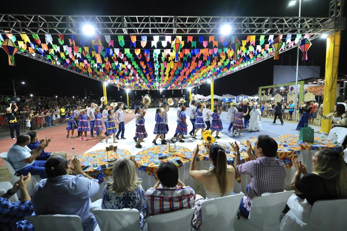 Festival Junino de Uruçuí abre programação com apresentações culturais
