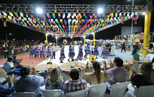 Festival Junino de Uruçuí abre programação com apresentações culturais