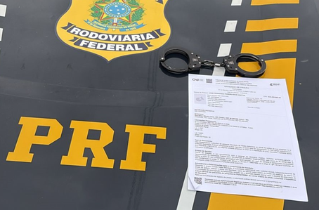 Foragido por tráfico de drogas é preso pela PRF durante abordagem na BR 316 em Picos