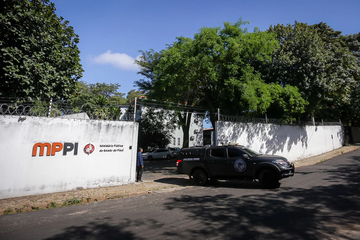 Gaeco deflagra operação e cumpre 25 mandados contra PCC e Bonde dos 40 no Piauí