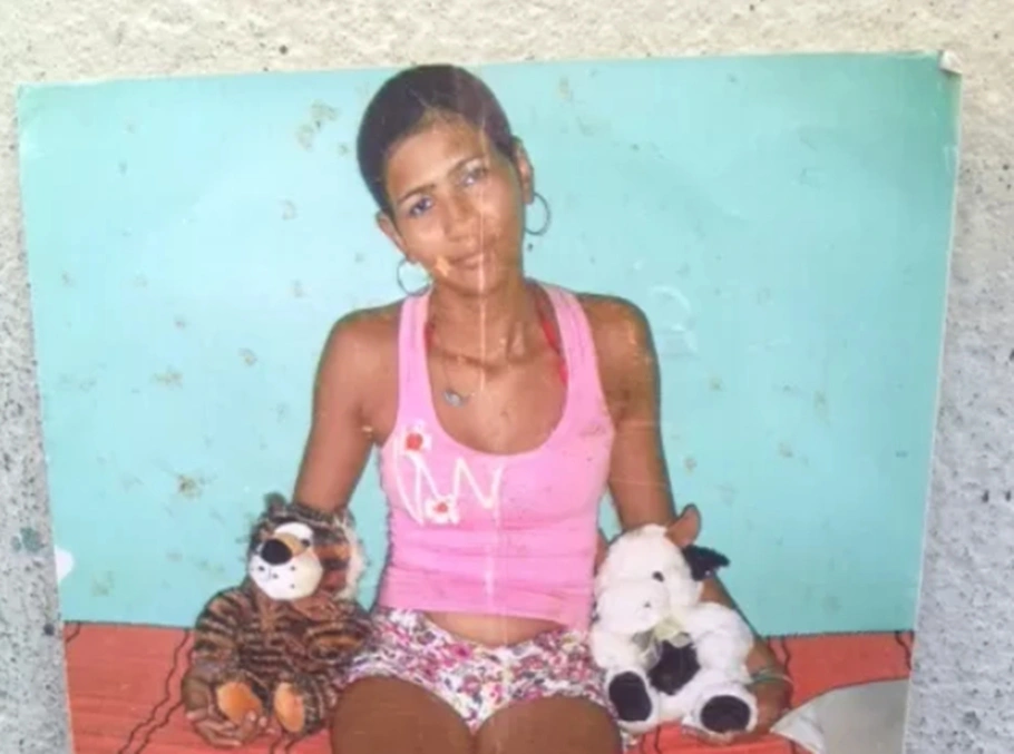 Gerciane Pereira de Araújo, 25 anos