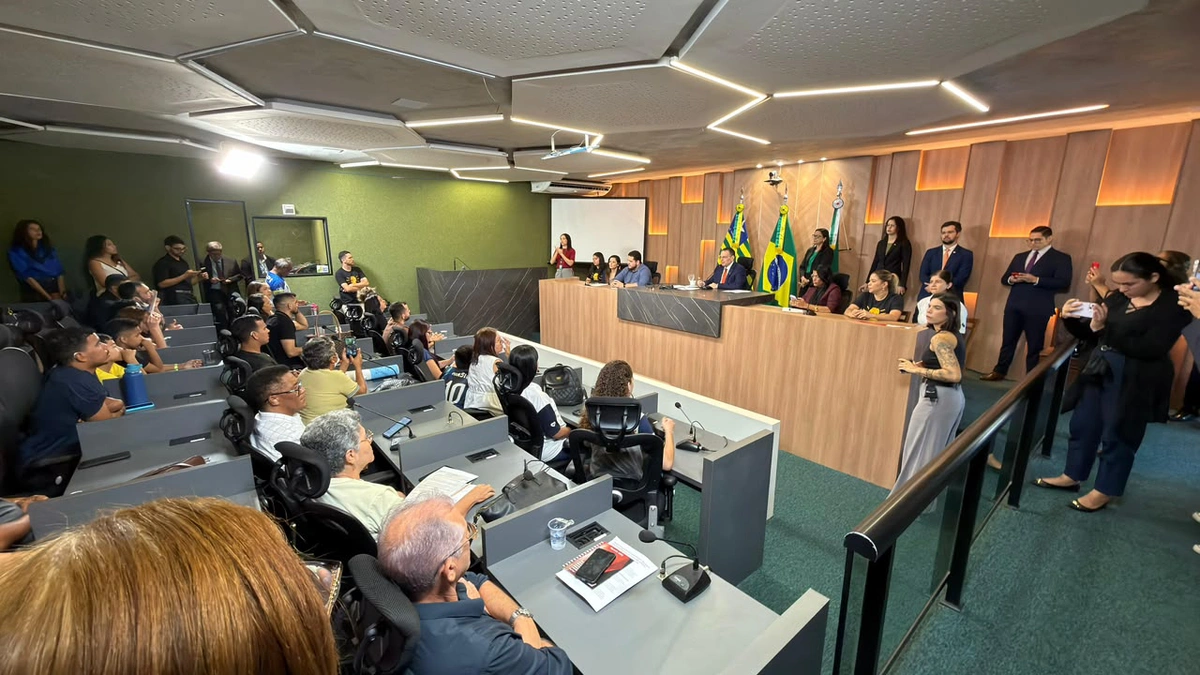 Gessivaldo Isaías promove debate na Alepi por mais inclusão e acessibilidade para pessoas surdas