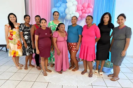 Gestantes recebem enxovais, oficina de automaquiagem e orientação nutricional em Jardim do Mulato