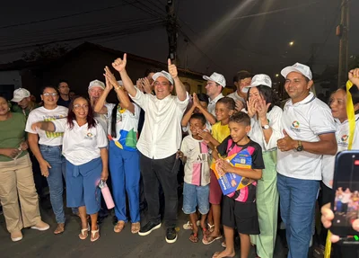 Governador Rafael Fonteles entregou asfaltamento de ruas na zona sudeste