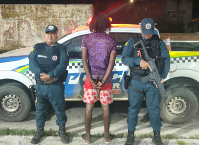 Homem com mandado de prisão em aberto é preso após abordagem em Amarante