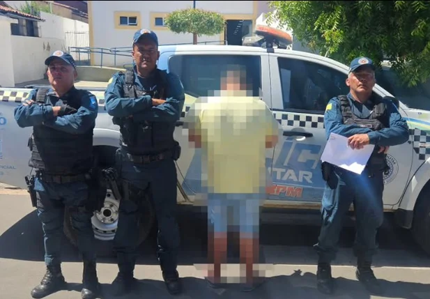 Homem é preso após agredir e ameaçar companheira de morte em Pio IX