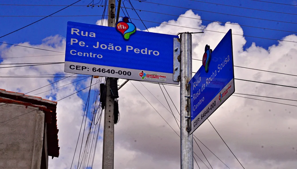 Identificação de ruas