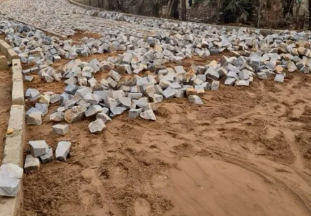 Idepi inicia calçamento de vias públicas no município de Dom Inocêncio