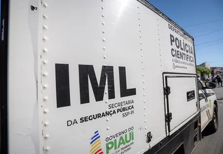 Homem é encontrado morto dentro de casa na cidade de Monsenhor Gil
