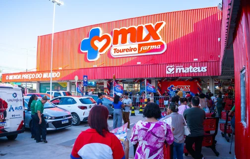Inauguração da primeira unidade da Mix Toureiro Farma