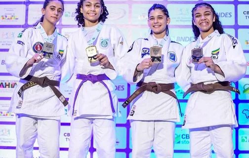 Judoca Yasmin Carvalho conquista medalha de bronze no Campeonato Brasileiro Cadete